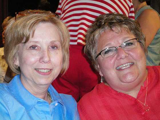 Kathy Slater, Liz Thomsen