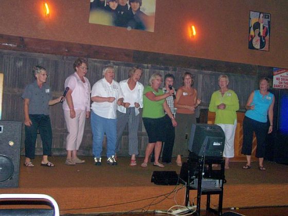 Sheryl, Naomi, Marian, Brenda, Twila, Linda, Terry, Linda & Liz